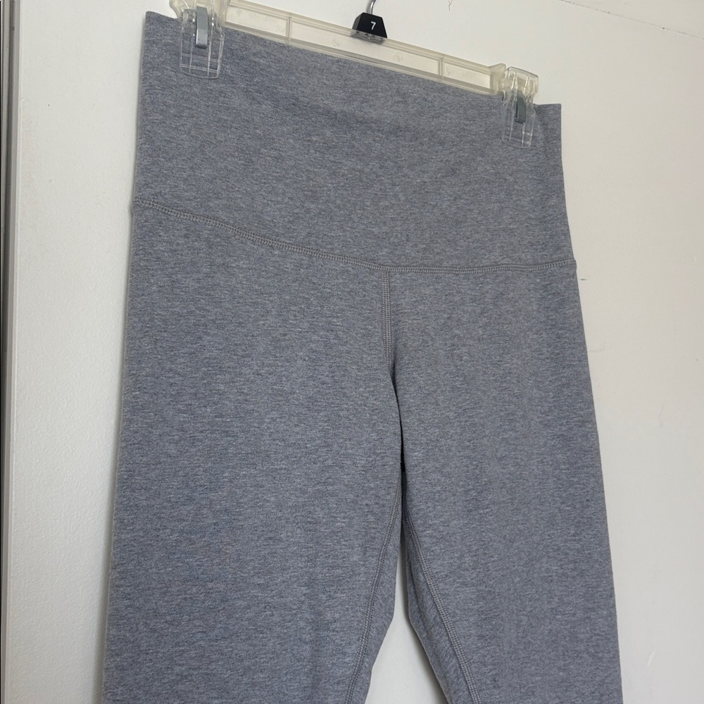 NEW Lululemon Align High Rise Pant Leggings 31” inseam size 6 grey tall long - Picture 5 of 6
